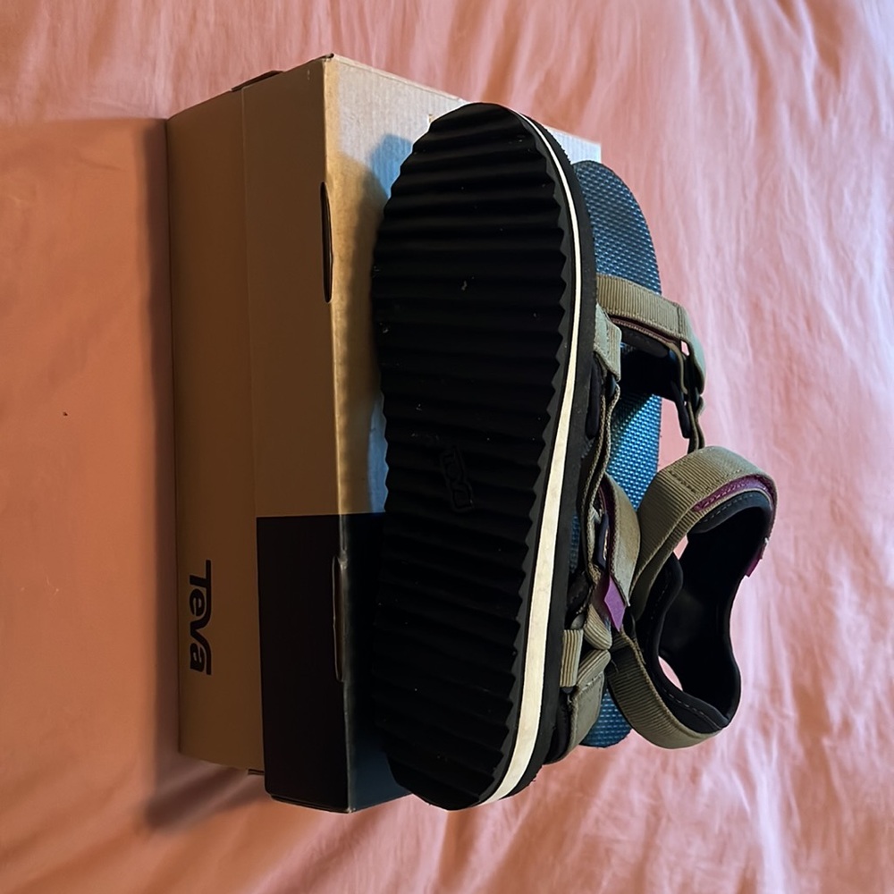 TEVA WOMEN’S UNIVERSAL ROAM SANDAL / SIZE 10 / OLIVE - Picture 6 of 6